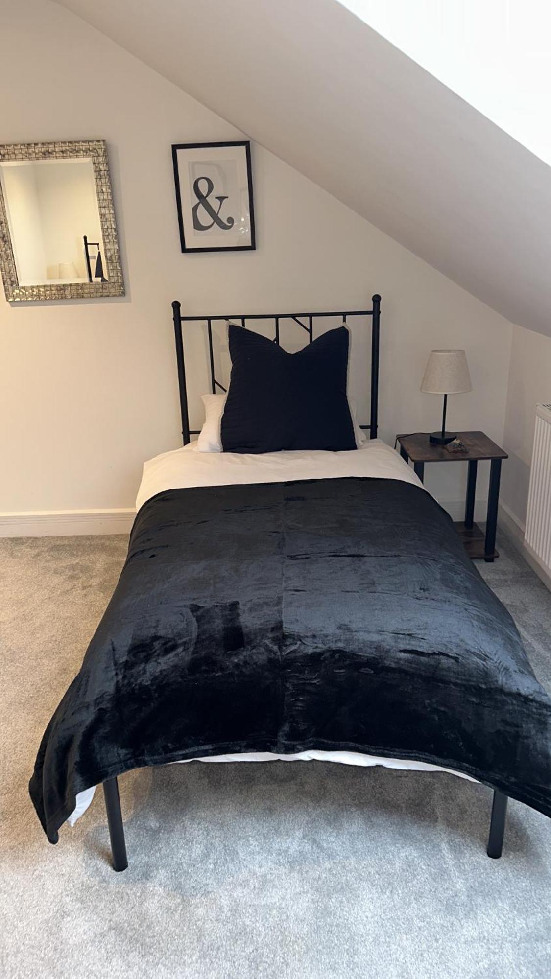 Modern Harrogate House Sleeps 10, Cinema Room & Hot Tub المظهر الخارجي الصورة