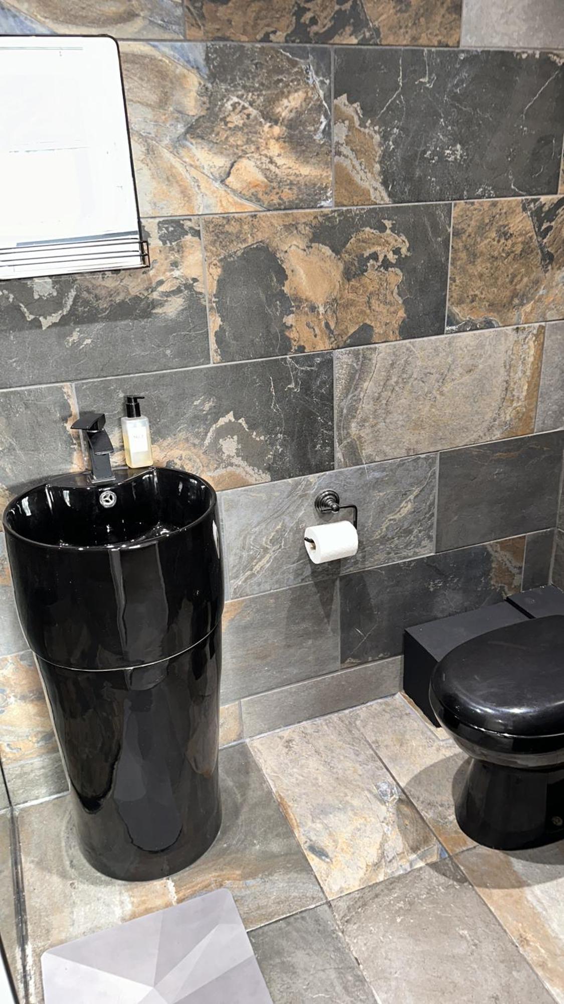 Modern Harrogate House Sleeps 10, Cinema Room & Hot Tub المظهر الخارجي الصورة